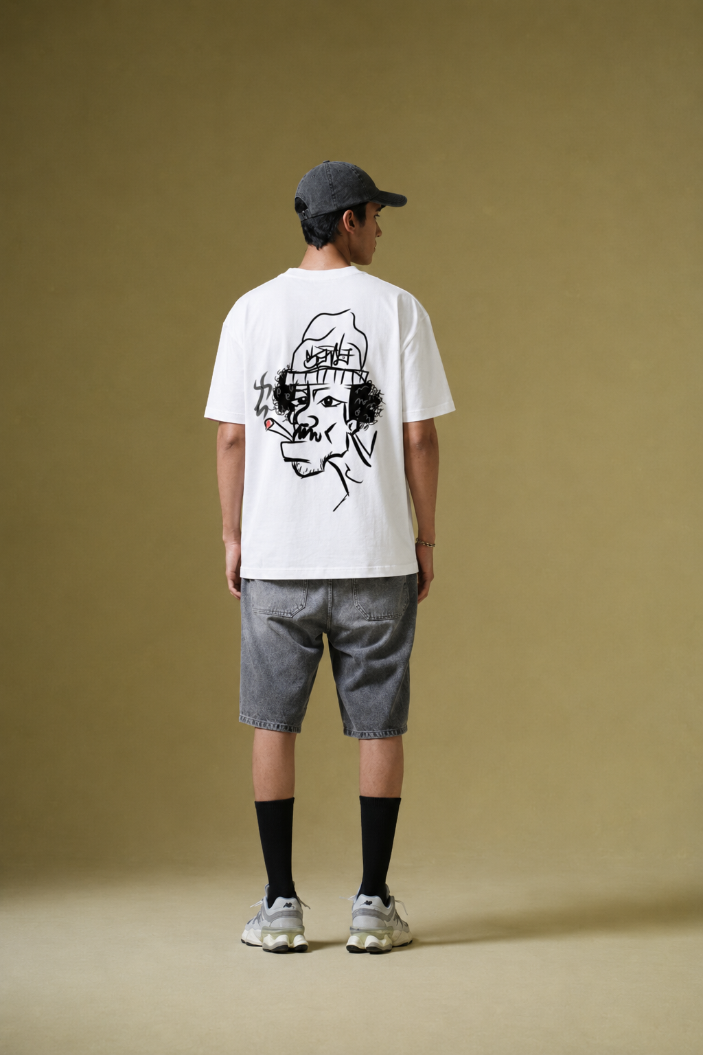ARTISTIC OVERSIZED T-SHIRT