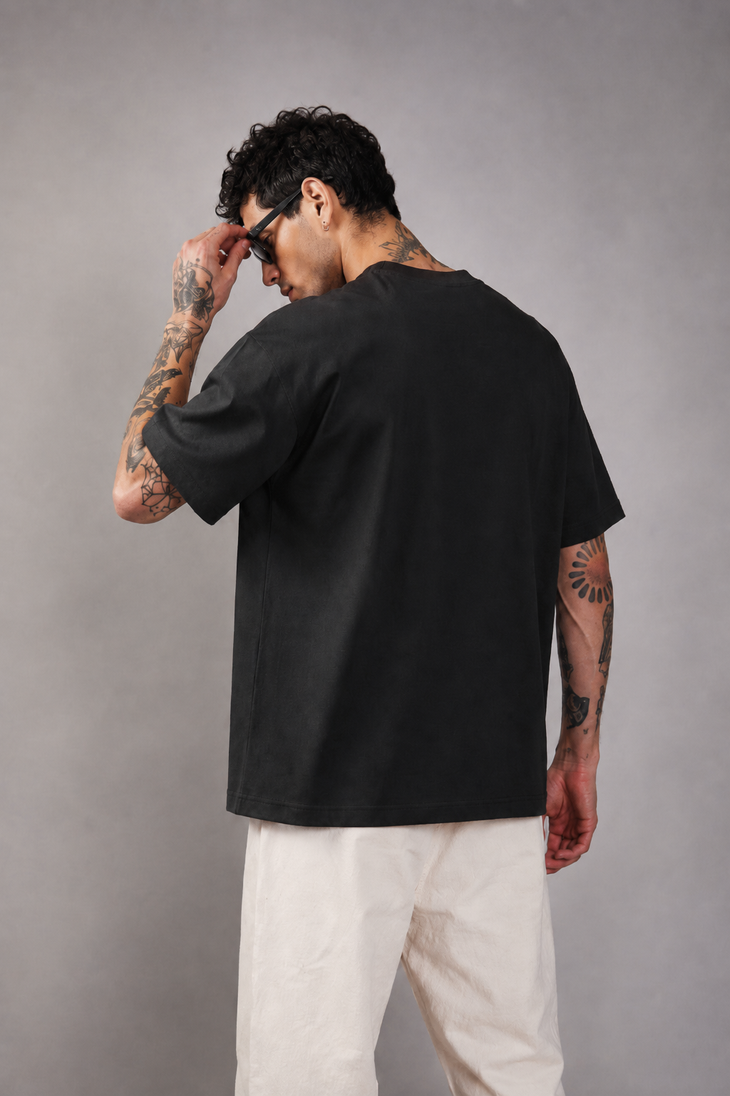 कर्म OVERSIZED T-SHIRT