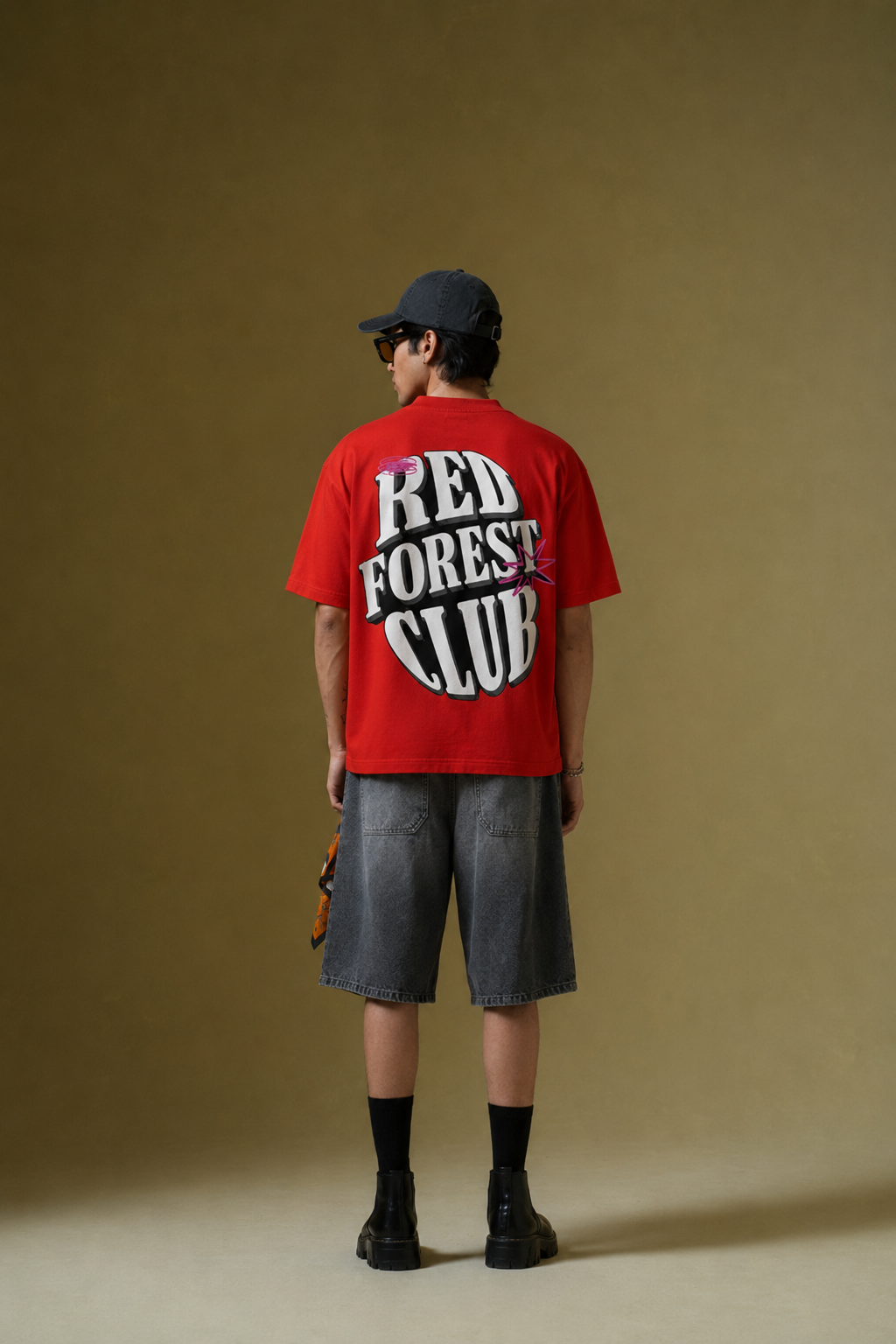 RED FOREST CLUB OVERSIZED T-SHIRT