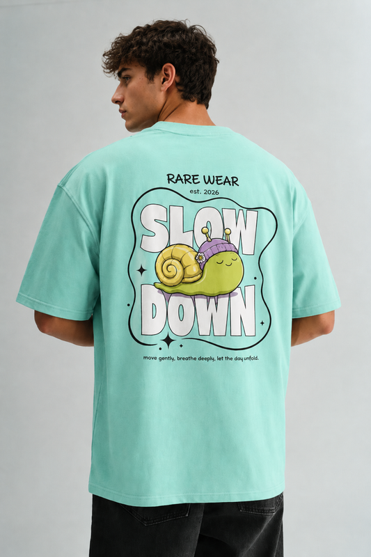 SLOW DOWN OVERSIZED T-SHIRT