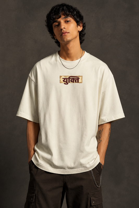 युक्ति OVERSIZED T-SHIRT